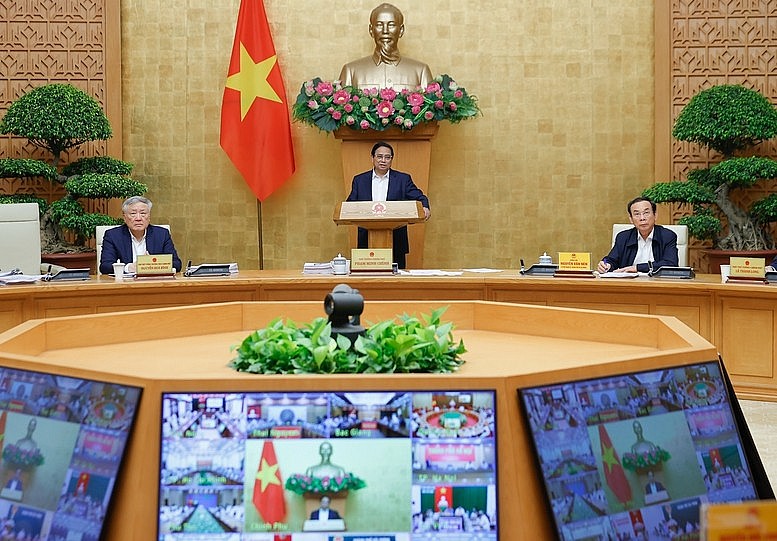 Thủ tướng yêu cầu phải nắm chắc diễn biến tình hình, phát huy bản lĩnh, trí tuệ, sáng suốt, phản ứng chính sách chủ động, kịp thời, linh hoạt, phù hợp, hiệu quả; coi trọng thời gian, trí tuệ và sự quyết đoán đúng thời điểm; chủ động giải quyết công việc theo thẩm quyền - Ảnh: VGP/Nhật Bắc Thủ tướng yêu cầu phải nắm chắc diễn biến tình hình, phát huy bản lĩnh, trí tuệ, sáng suốt, phản ứng chính sách chủ động, kịp thời, linh hoạt, phù hợp, hiệu quả; coi trọng thời gian, trí tuệ và sự quyết đoán đúng thời điểm; chủ động giải quyết công việc theo thẩm quyền - Ảnh: VGP/Nhật Bắc