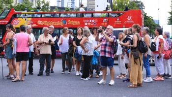 Du lịch lập kỷ lục đón khách quốc tế: Cơ hội để bước vào vận hội mới