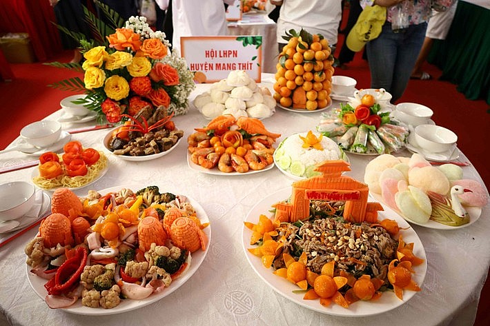 Bắt mắt, thơm ngon với 135 món ăn từ thanh trà Bình Minh