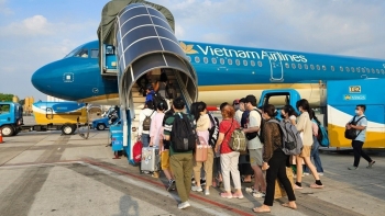 Chính phủ yêu cầu đẩy mạnh kích cầu du lịch hè, quản lý giá vé máy bay dịp nghỉ lễ 30/4