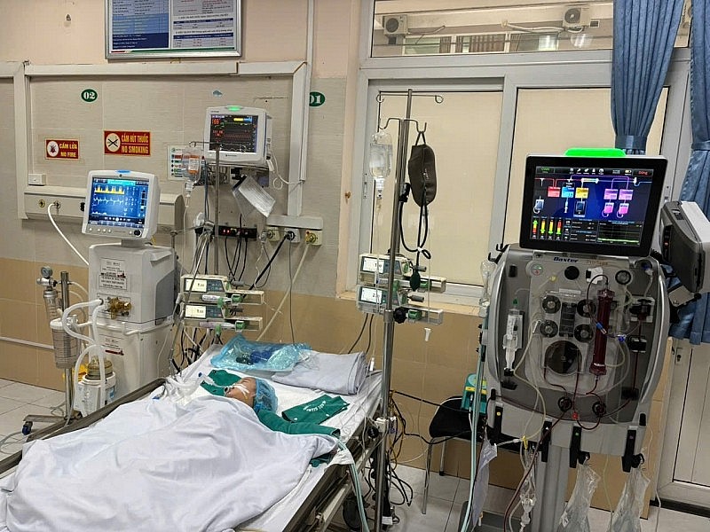 Cháu bé mắc tay chân miệng do virus EV71. Ảnh: BVCC