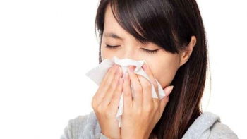 Ngủ không đủ giấc có thể là thủ phạm gây viêm mũi