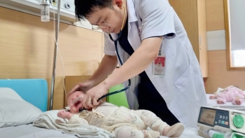 Đừng xem nhẹ việc ho nhẹ và sổ mũi ở trẻ