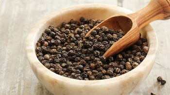 Giá tiêu tăng liên tiếp bất chấp những ảnh hưởng tiêu cực từ cuộc chiến thương mại