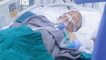 Lai Châu: Vợ tử vong, chồng hôn mê sau bữa ăn gồm cơm trắng, canh nấm