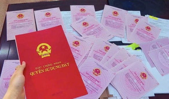 Sáp nhập tỉnh, thành: Có bắt buộc phải làm lại sổ đỏ?