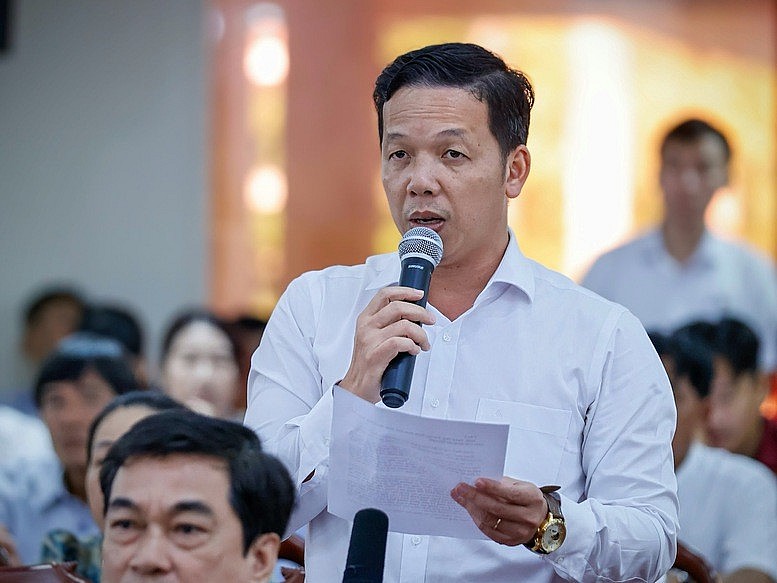 Cử tri Phạm Hoàng Nghi phát biểu tại hội nghị - Ảnh: VGP/Nhật Bắc