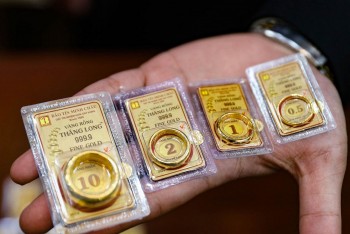 Giá vàng mất hàng triệu đồng/lượng