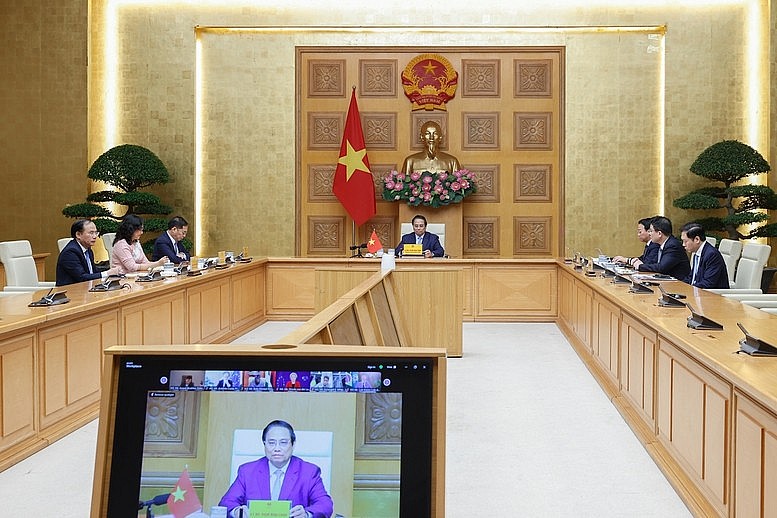 Thủ tướng nhấn mạnh: Chúng ta đang không chỉ thừa kế Trái đất từ các thế hệ đi trước mà còn đang mượn Trái đất từ các thế hệ tương lai - Ảnh: VGP/Nhật Bắc Thủ tướng nhấn mạnh: Chúng ta đang không chỉ thừa kế Trái đất từ các thế hệ đi trước mà còn đang mượn Trái đất từ các thế hệ tương lai - Ảnh: VGP/Nhật Bắc