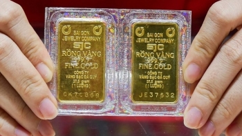 Giá vàng bất ngờ tăng trở lại sau một ngày lao dốc