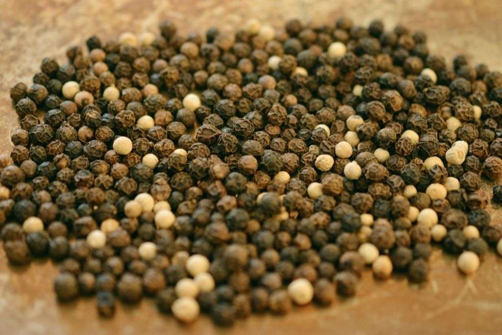 Giá tiêu hôm nay (25/4) tại thị trường trong nước tăng 1.500 – 2.000 đồng/kg