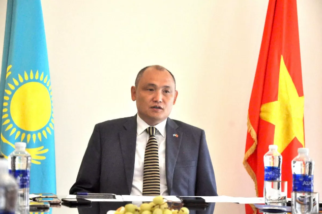 Đại sứ Kazakhastan tại Việt Nam Kanat Tumysh. Ảnh: Hoa Quỳnh