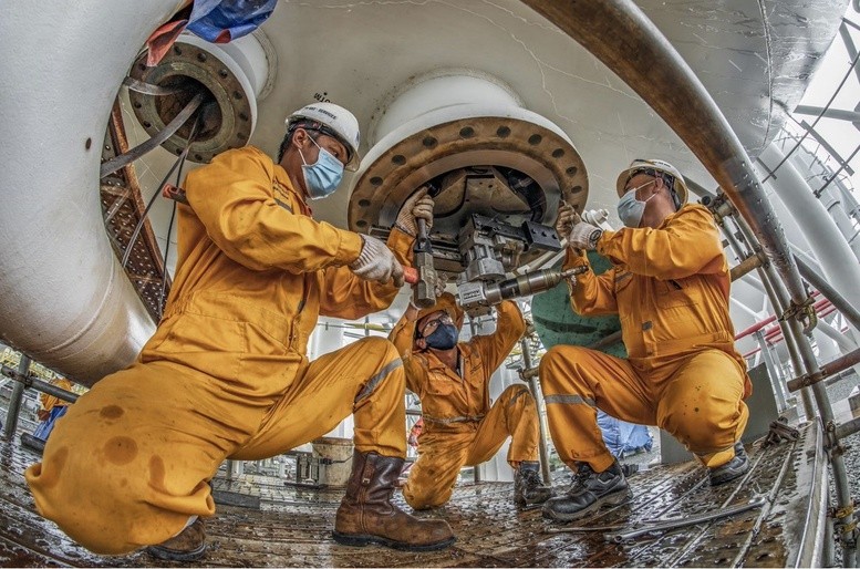 Mỗi ngày, trên khắp đất nước, những công trình mới mọc lên, những con đường mới nối liền và những giấc mơ mới được ươm mầm.