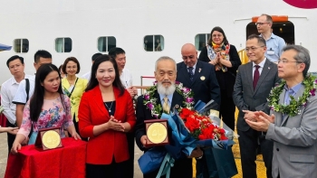 Quảng Ninh lần đầu tiên đón du khách Nhật Bản tham quan bằng tàu biển