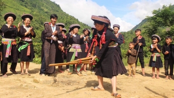 Cát Bà, Tam Đảo, Sa Pa đón hàng chục nghìn lượt khách 2 ngày đầu nghỉ lễ