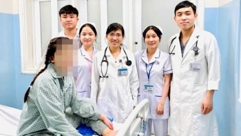 Cô gái 28 tuổi bị sốc phản vệ nguy kịch sau phẫu thuật thẩm mỹ