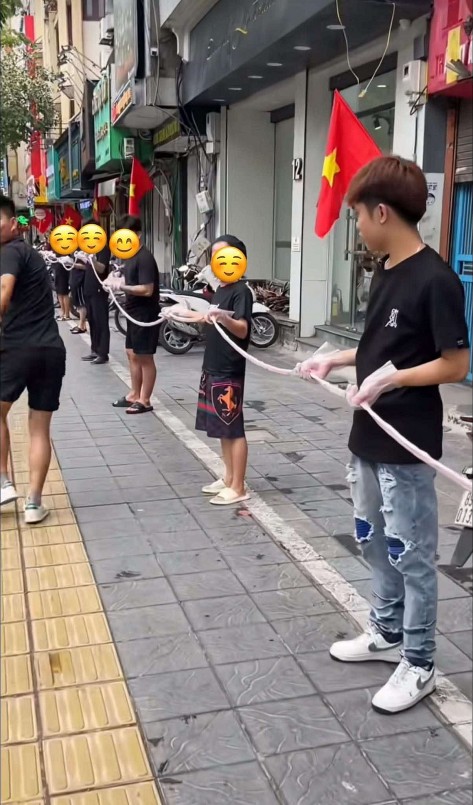 Lòng se điếu: Món ăn hiếm hoi và những lùm xùm xung quanh chất lượng Lòng se điếu: Món ăn hiếm hoi và những lùm xùm xung quanh chất lượng