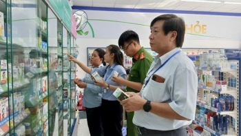 Thanh Hóa rà soát, giám sát hàng trăm cơ sở kinh doanh dược phẩm, thực phẩm, sữa