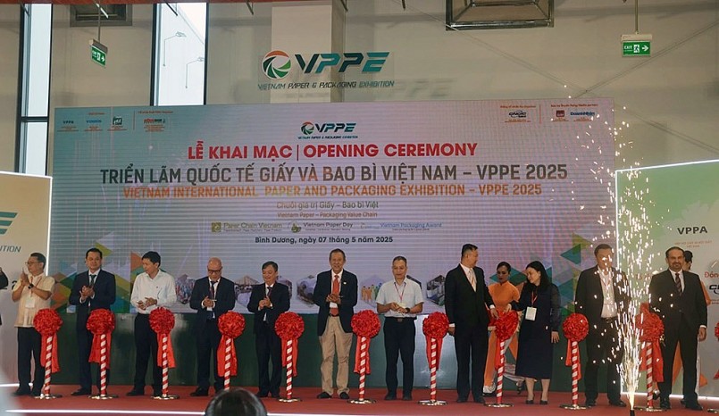 Triển lãm Quốc tế Giấy và Bao bì Việt Nam – VPPE 2025 chính thức khai mạc ngày 07/5 tại Bình Dương Triển lãm Quốc tế Giấy và Bao bì Việt Nam – VPPE 2025 chính thức khai mạc ngày 07/5 tại Bình Dương