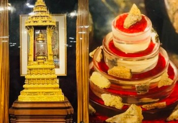 Chùa Tam Chúc đón xá lợi Phật, hàng vạn người về chiêm bái