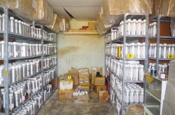 Lật tẩy đường dây nước hoa giả 50 tỉ đồng: Pha chế bằng… máy đánh trứng