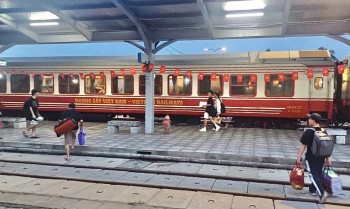 Tận hưởng chuyến tàu VIP Hà Nội - Hải Phòng chỉ với 300.000 đồng/lượt