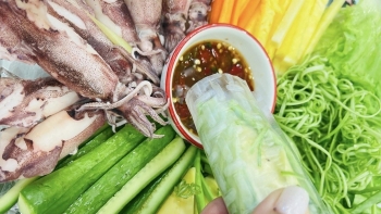 Mực cuốn rau muống hấp dẫn bao người mê nhưng liệu có thật sự an toàn?