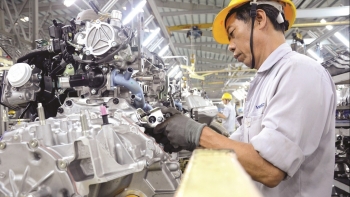 Kinh tế tư nhân chờ cú hích chính sách, ngân sách nhà nước vượt mốc dự toán