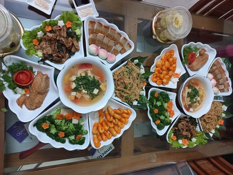 Top 5 quán cơm chay Ninh Bình: Đồ ăn ngon, giá cả hợp lý