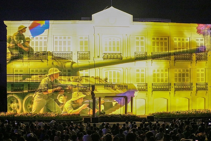 Trình chiếu phim 3D mapping “Câu chuyện Đà Nẵng- The story of Da Nang”