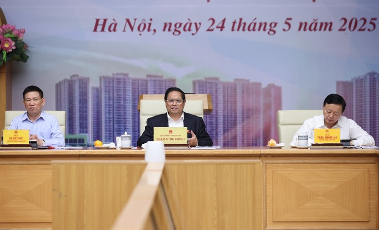 Thủ tướng nhấn mạnh mục tiêu quản lý tốt, hiệu quả thị trường vàng để góp phần ổn định kinh tế vĩ mô, kiểm soát lạm phát, thúc đẩy tăng trưởng - Ảnh: VGP