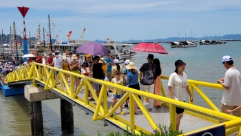 Hành trình mùa hè sôi động đánh thức thị trường du lịch Việt