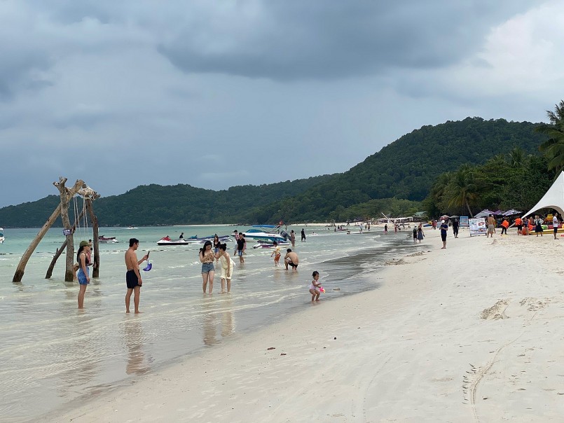 Hành trình mùa hè sôi động đánh thức thị trường du lịch Việt