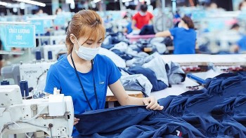 Mỹ ưu tiên công nghệ cao, dệt may Việt Nam tranh thủ “thời gian vàng”