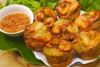 Bánh cống Cần Thơ – Hương vị dân dã giữ chân du khách