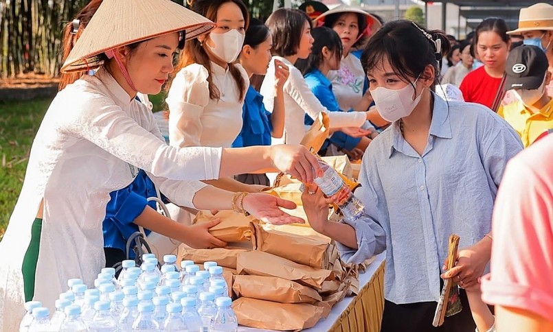 Vải thiều Hải Dương: Đậm vị quê, vươn tầm quốc tế