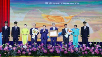 Ba thập kỷ phát triển của Vietnam Airlines: Từ đội bay nhỏ đến hãng hàng không 4 sao