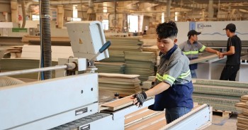 Tái cơ cấu thị trường – Giải pháp chiến lược cho ngành gỗ xuất khẩu 18 tỷ USD