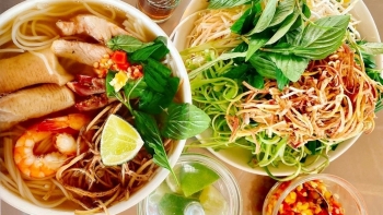 Tô bún nước lèo Sóc Trăng – Gói ghém tinh túy ba nền văn hóa