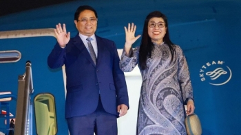 Thủ tướng Chính phủ lên đường bắt đầu chuyến công tác tại châu Âu