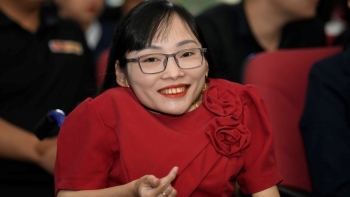 Dự án lớp học “5 không” và cô giáo Tâm thủy tinh được tiếp lửa tại giải thưởng “Bền Đam Mê”