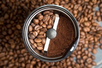 Giá cà phê Robusta và Arabica lao dốc dưới áp lực nguồn cung Brazil