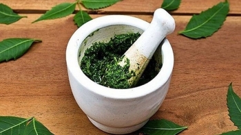 Tự ý đắp thuốc lá chữa bỏng, bệnh nhẹ hóa nặng