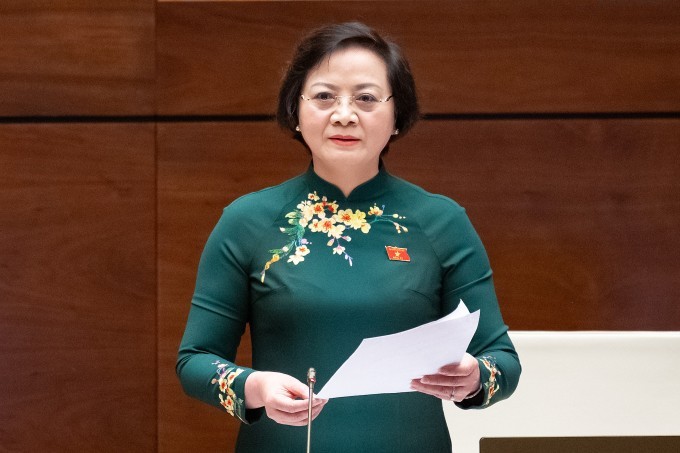 Bộ trưởng Nội vụ Phạm Thị Thanh Trà phát biểu sáng 12/6. Ảnh: Phạm Thắng