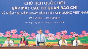 Chủ tịch Quốc hội gặp mặt lãnh đạo báo chí nhân kỷ niệm 100 năm Ngày Báo chí cách mạng Việt Nam