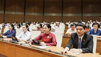 Quốc hội thông qua luật mới: Người nổi tiếng không hiểu rõ sản phẩm sẽ không được quảng cáo