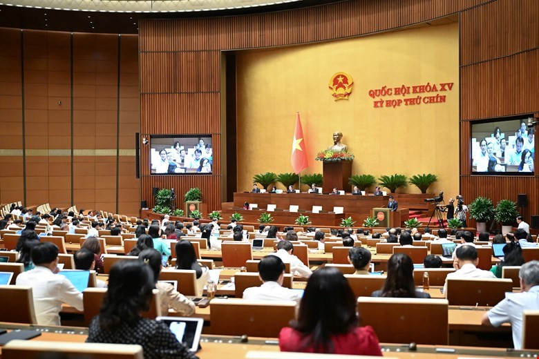 Sáng 17/6, Quốc hội đã biểu quyết thông qua Nghị quyết của Quốc hội về giảm thuế giá trị gia tăng (VAT)