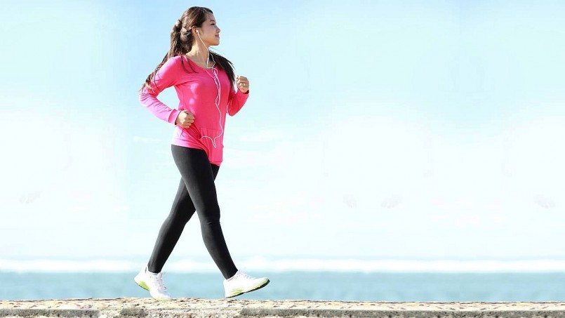 Hoạt động thể chất giúp tăng lưu thông máu lên não, kích thích sự hình thành và sắp xếp lại các kết nối thần kinh.