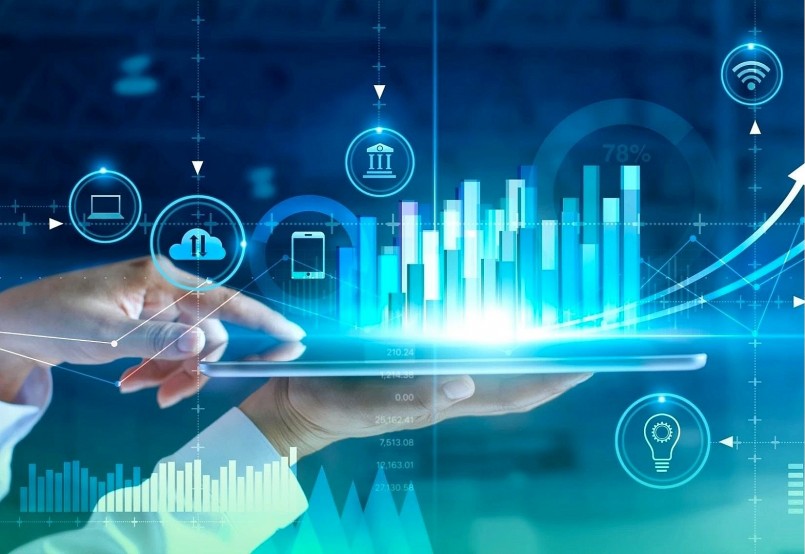  Chuyển đổi số và phát triển kinh tế xanh được kỳ vọng tạo động lực tăng trưởng bền vững trong giai đoạn tới.