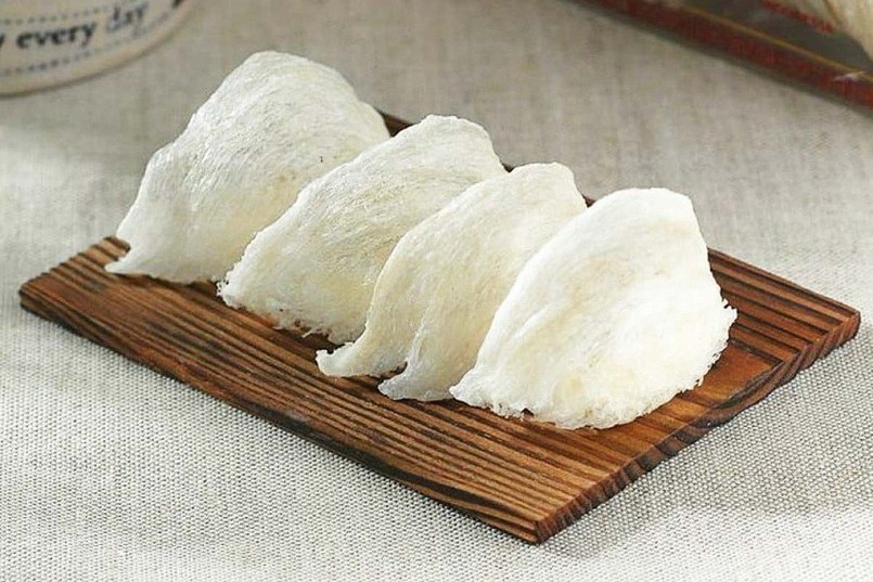 Việc cố gắng bồi bổ bằng yến sào dễ khiến trẻ bị táo bón, đầy hơi, chướng bụng mà không hấp thụ được dinh dưỡng.